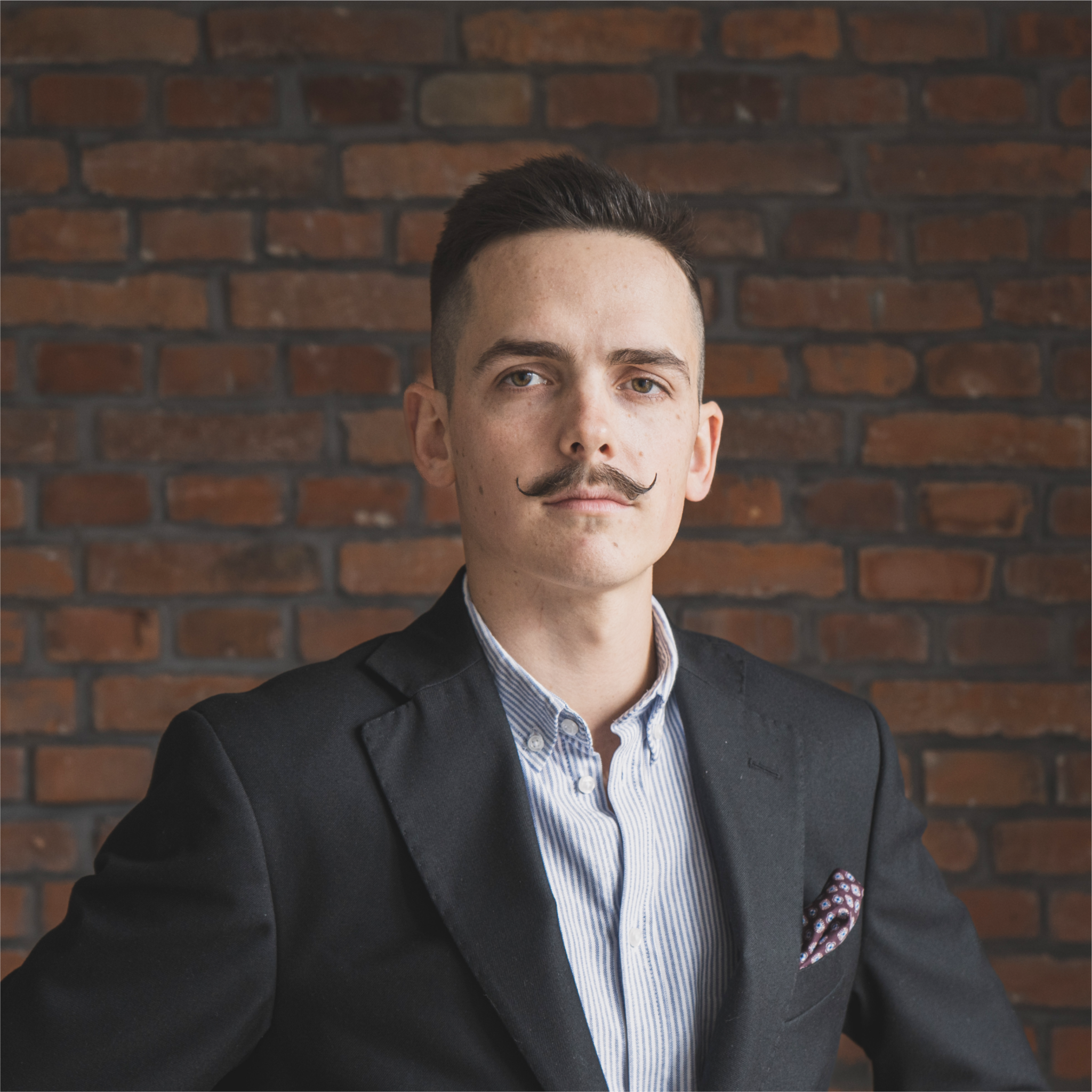 portret jacek kwadrat cegły